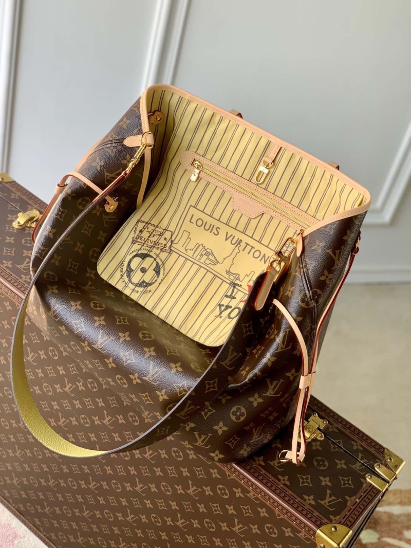 LV Shopping Bags
